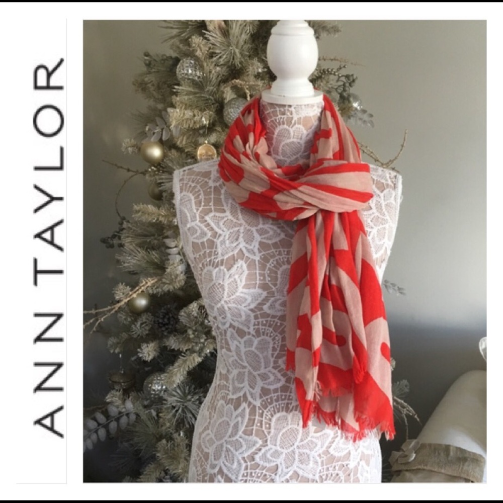$49 Retail Ann Taylor Scarf